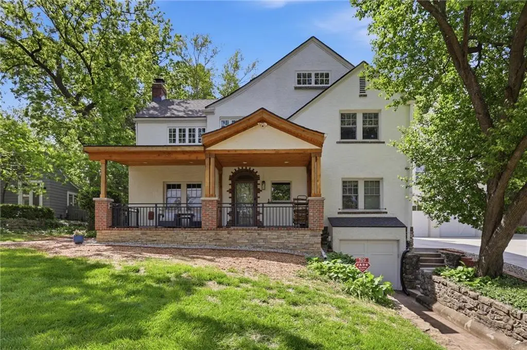 709 W 50th Street, Kansas City, MO 64112 - #1