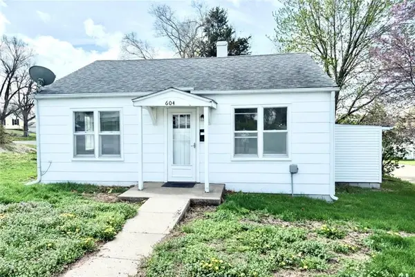 604 E Cooper Street, Maryville, MO 64468