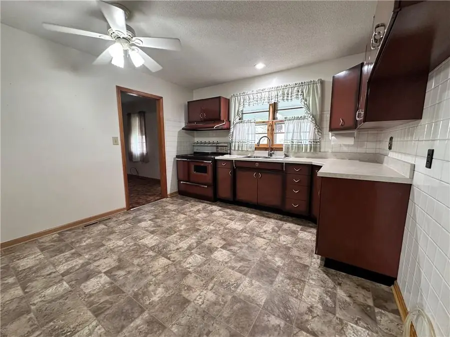 12804 E 33rd Street S, Independence, MO 64055 - #3