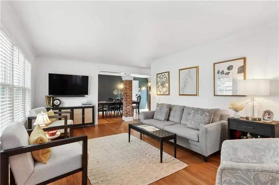 7933 Colonial Drive, Overland Park, KS 66204 - #2