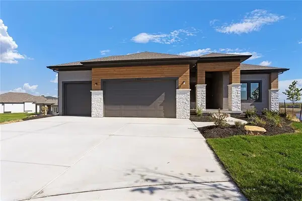 11275 S Gleason Road, Olathe, KS 66061