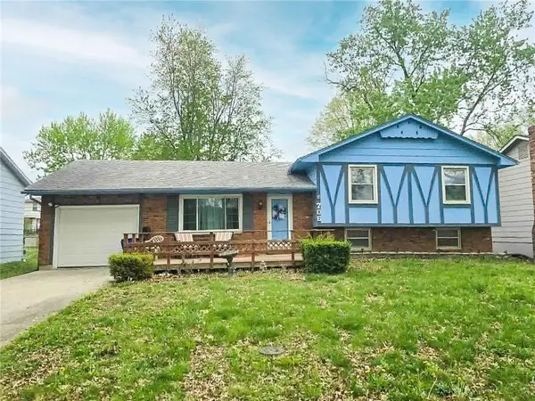 706 NE Darwin Street, Lee's Summit, MO 64063