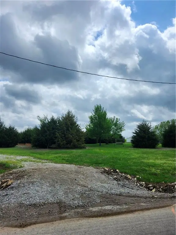 97 & 101 Linn Valley Drive, Linn Valley, KS 66040 - #2