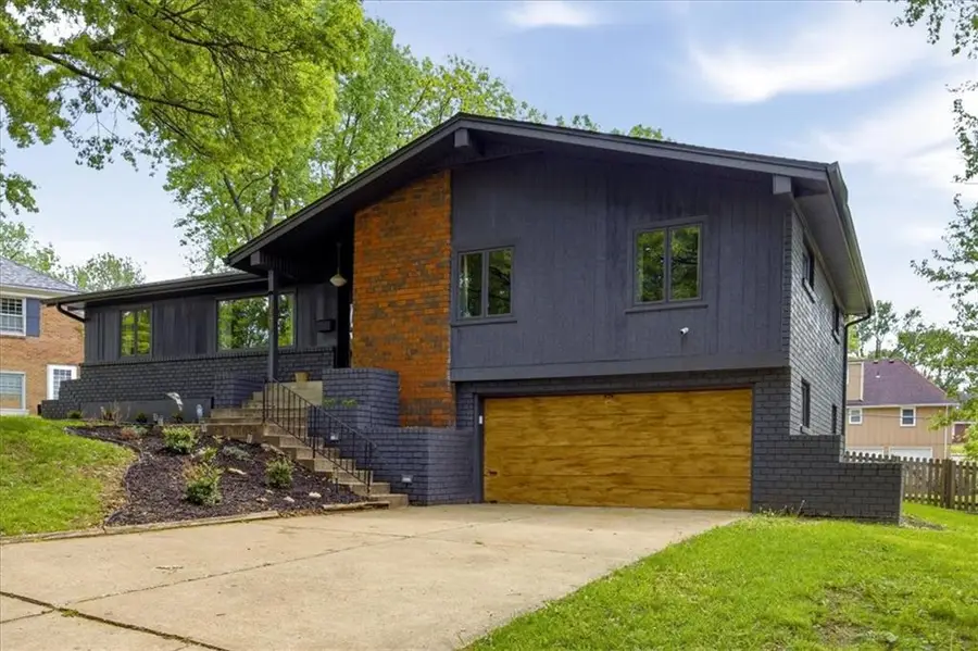 4407 E 108th Street, Kansas City, MO 64137 - #3
