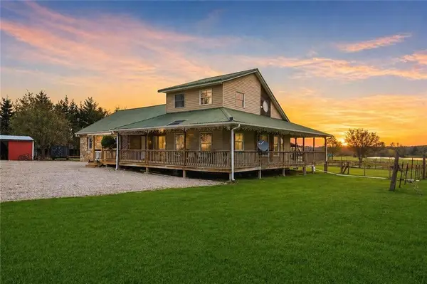 5683 Botkin Road, Blue Mound, KS 66010