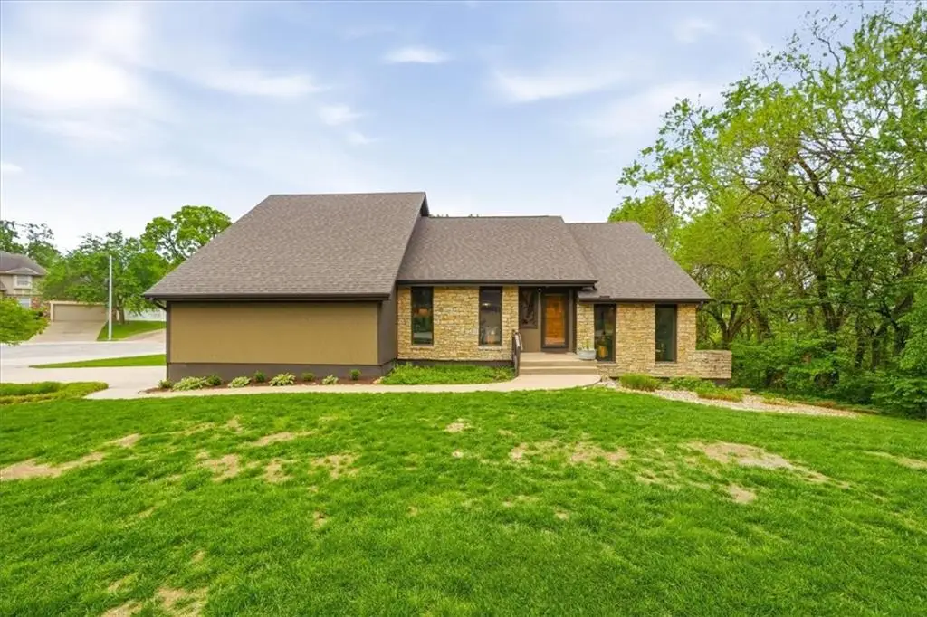 13105 W 69th Street, Shawnee, KS 66216 - #1