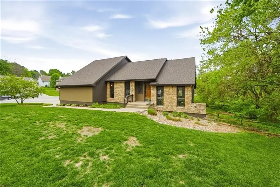 13105 W 69th Street, Shawnee, KS 66216 - #2