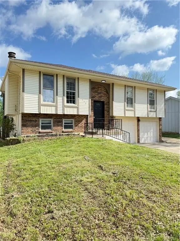 532 NE 98 Th Place, Kansas City, MO 64155 - #2