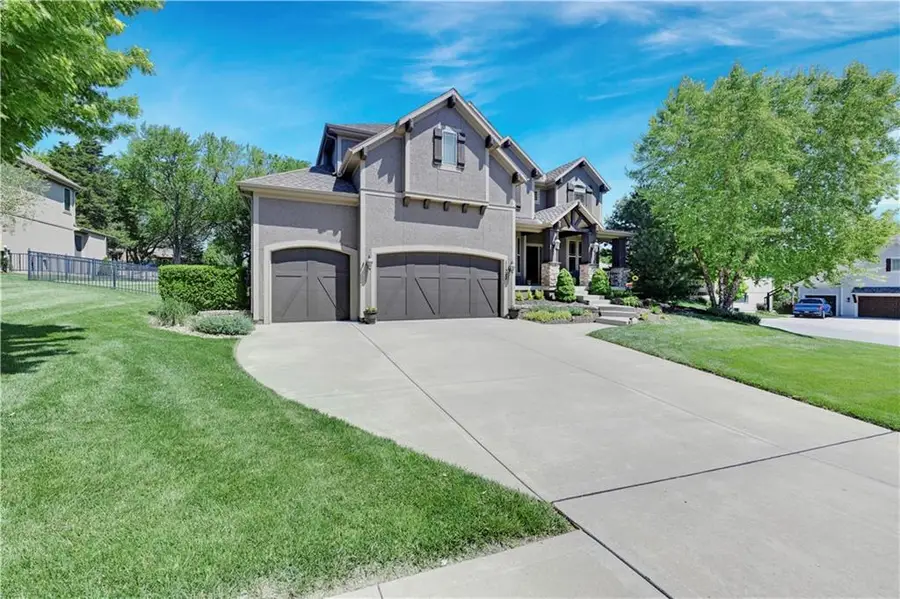 11562 S Carbondale Street, Olathe, KS 66061 - #2