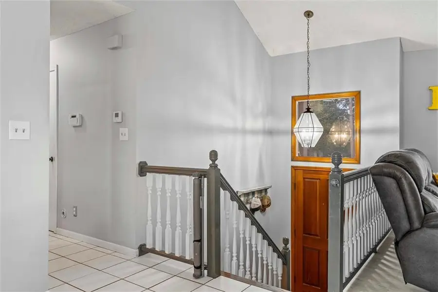 8812 Golden Lane, De Soto, KS 66018 - #3