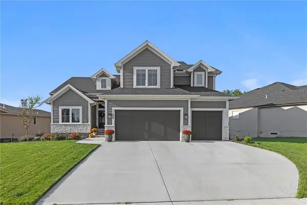 17808 Rainbow Boulevard, Stilwell, KS 66085