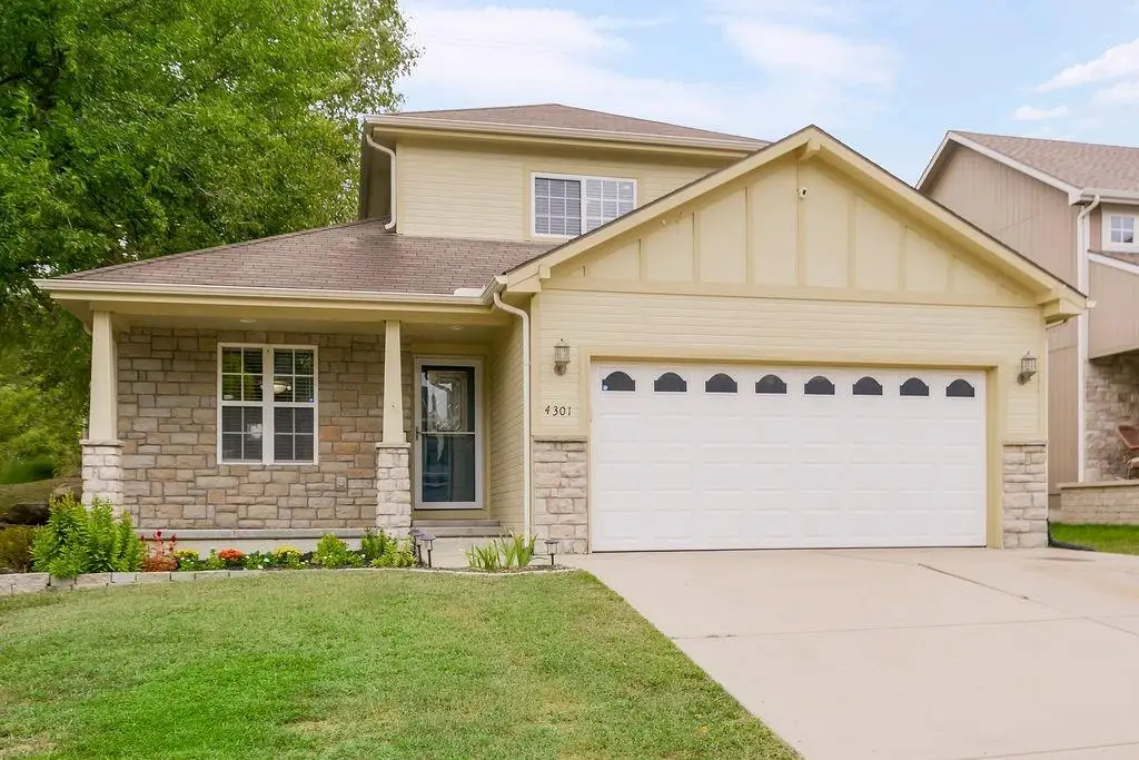 4301 Ironwood Drive, Leavenworth, KS 66048 - #1