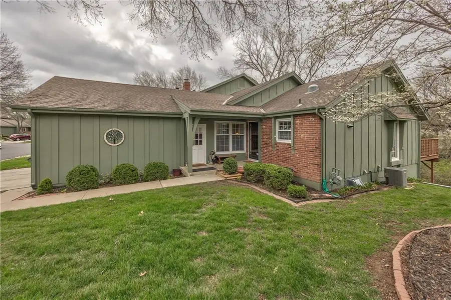 7236 Mastin Street, Shawnee, KS 66203 - #3