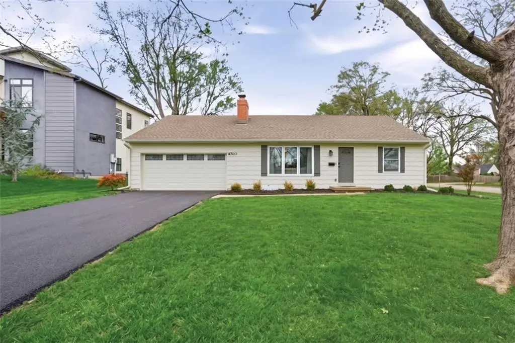 4700 W 65th Terrace, Prairie Village, KS 66208 - #1