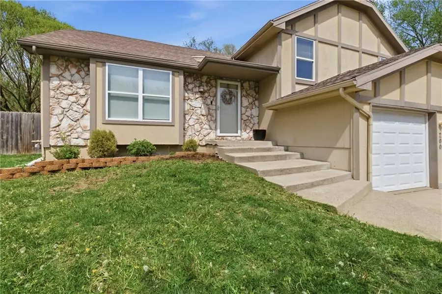 200 NE 109th Street, Kansas City, MO 64155 - #2