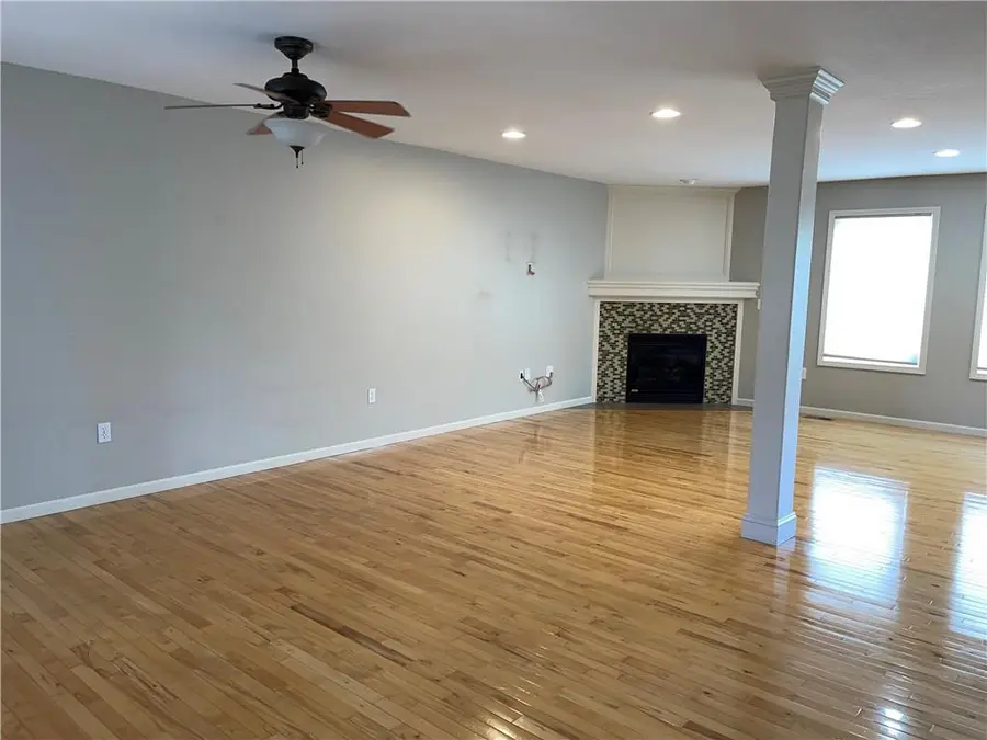 1104 Tamarisk Drive, Leavenworth, KS 66048 - #2