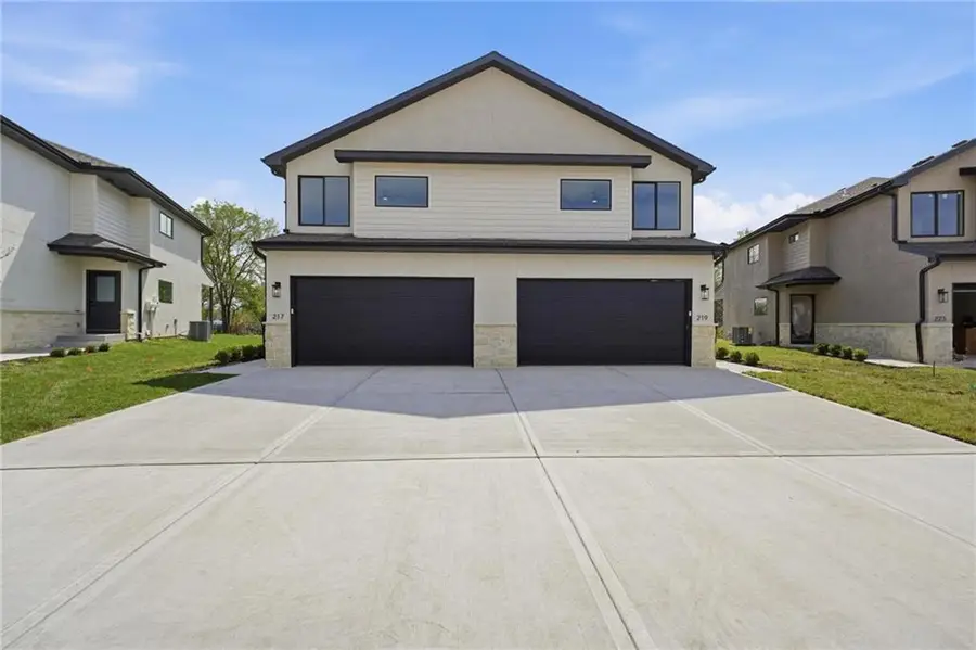 216 NW Orchard Court, Lees Summit, MO 64063 - #2