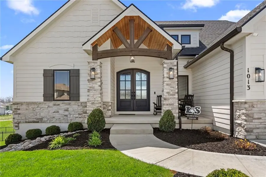 1013 Old Hickory Road, Greenwood, MO 64034 - #2