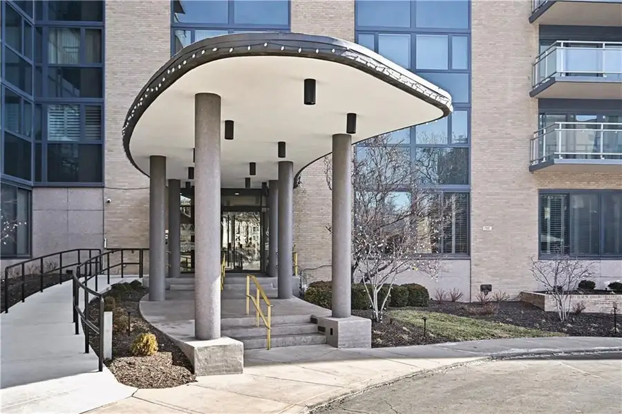 4545 Wornall Road #101, Kansas City, MO 64111 - #2