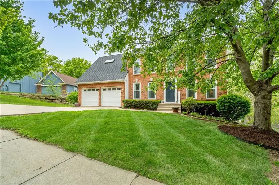 5014 Summit Street, Shawnee, KS 66216 - #2