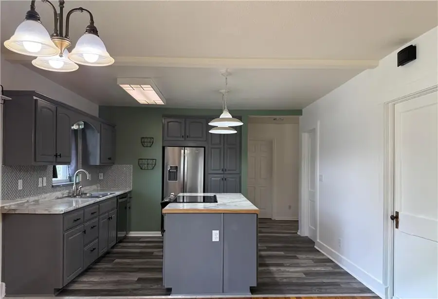 928 W Arch Street, Nevada, MO 64772 - #3