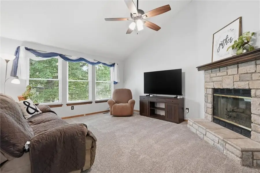 471 N Birch Street, Gardner, KS 66030 - #3