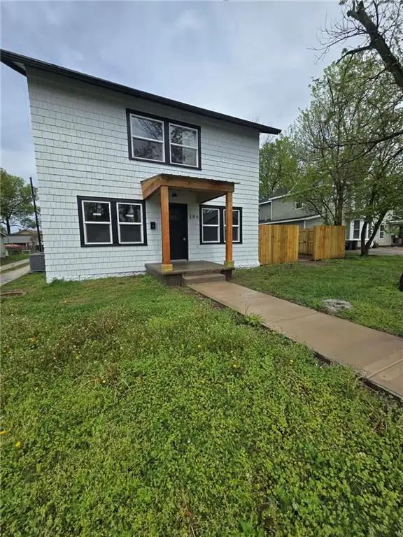 106 W Neosho Street, Iola, KS 66749 - #2