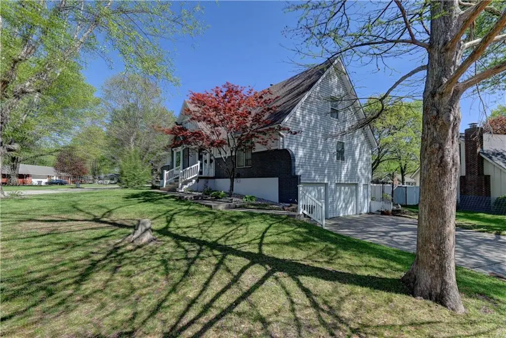 1510 SW 19th Street, Blue Springs, MO 64015 - #1