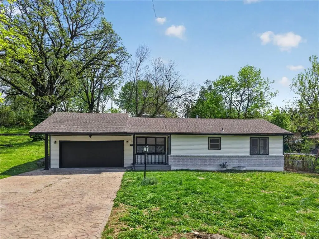 415 N 31st Street, Kansas City, KS 66102 - #1