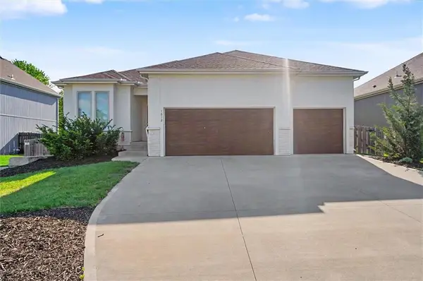 1612 Oak Street, Eudora, KS 66025