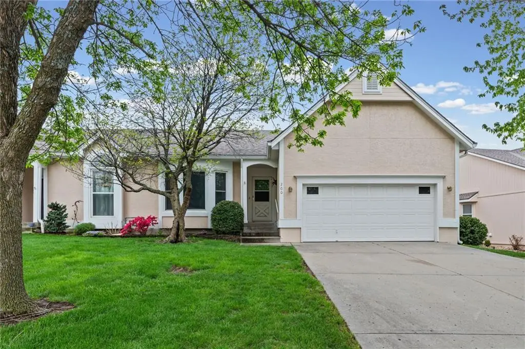 200 SE Ridgeview Drive, Lees Summit, MO 64063 - #1