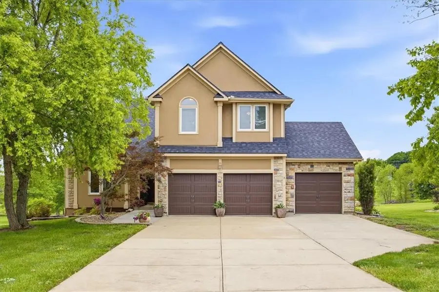 30125 W 93rd Court, De Soto, KS 66018 - #2