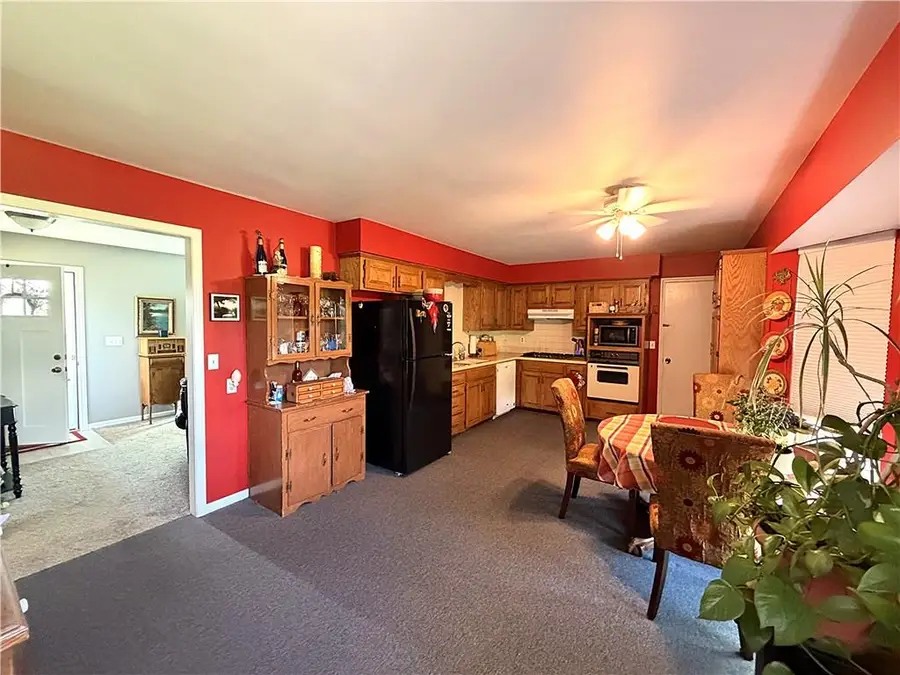 13230 Kansas Avenue, Bonner Springs, KS 66012 - #2