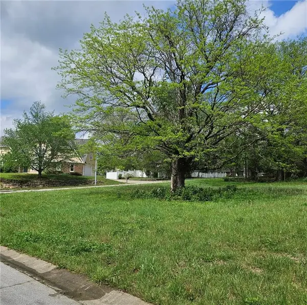 13400 E 53rd Terrace, Kansas City, MO 64133