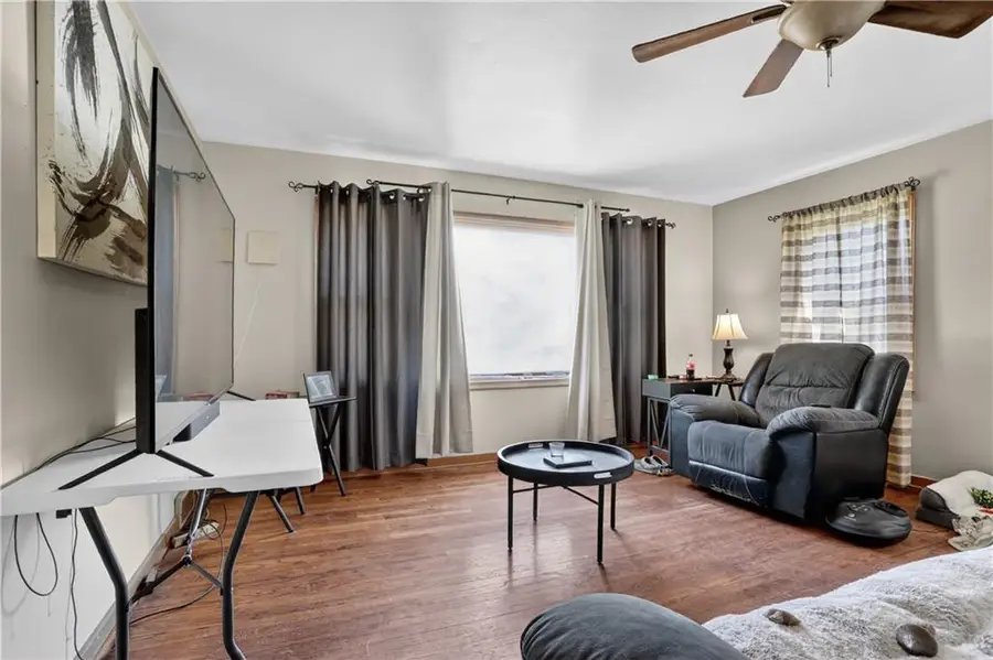 1336 6th Avenue, Leavenworth, KS 66048 - #3