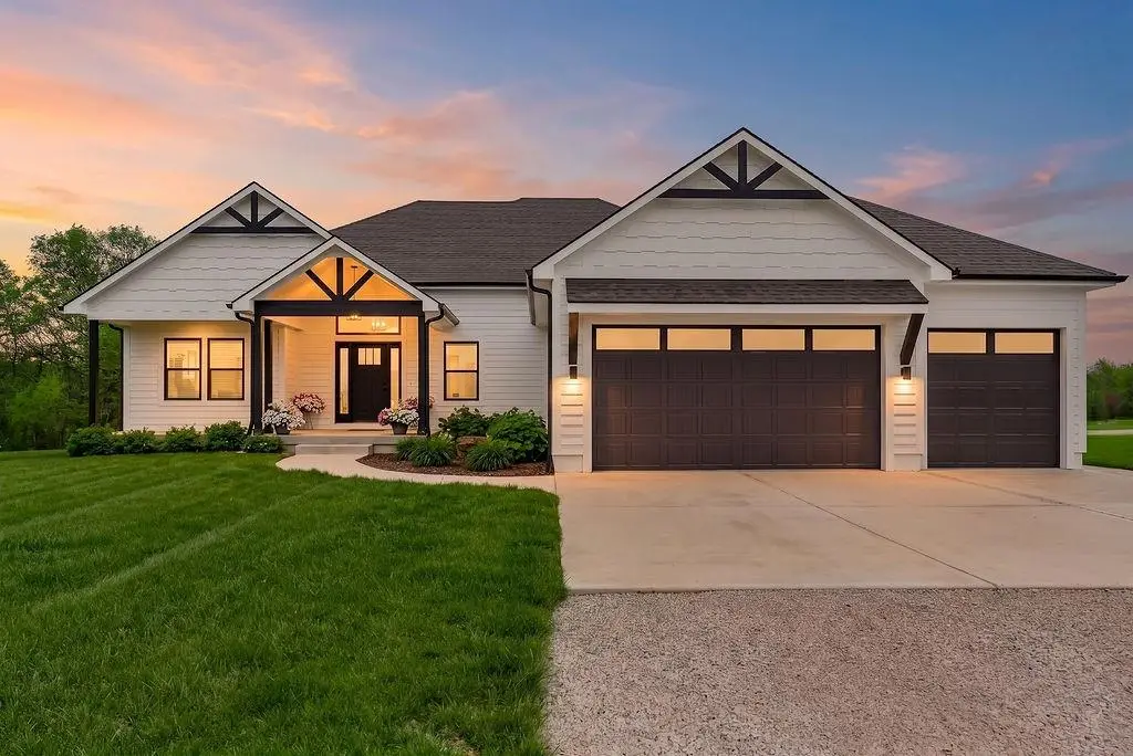 12749 NE Cherokee Drive, Adrian, MO 64720 - #1