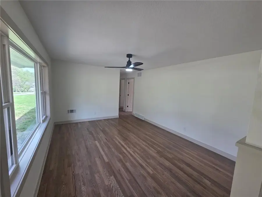 405 W 6th Street, Carrollton, MO 64633 - #2