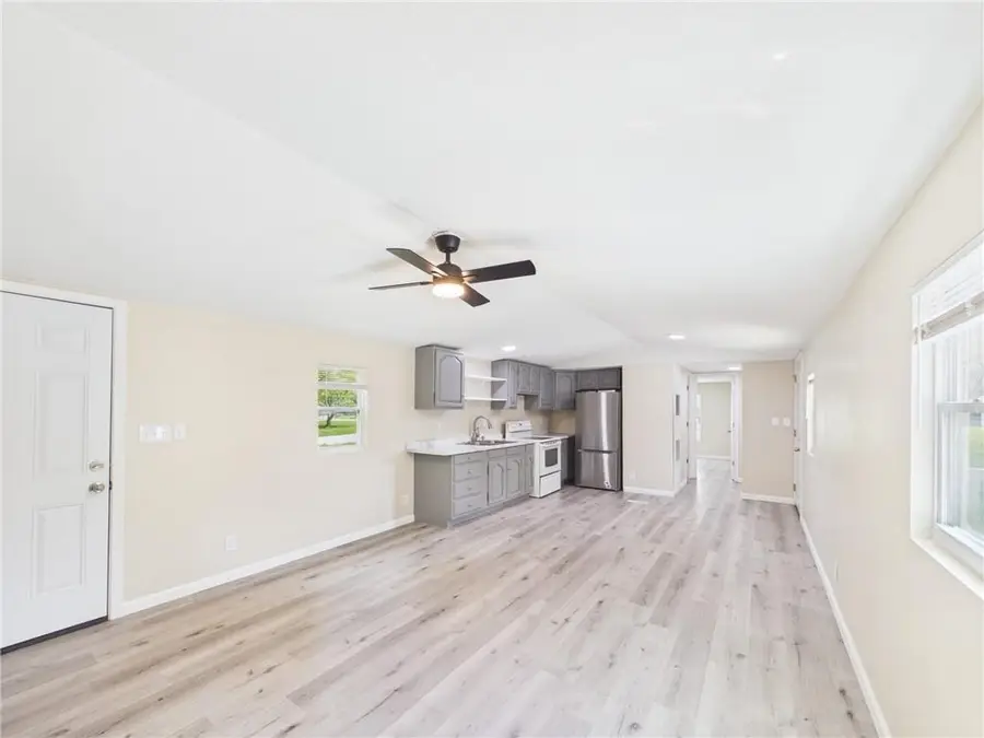 204 N Washington Street, Fort Scott, KS 66701 - #3