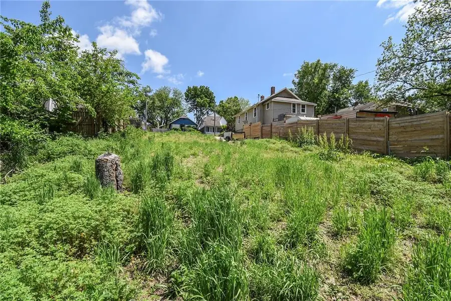 508 Wallace Avenue, Kansas City, MO 64125 - #3