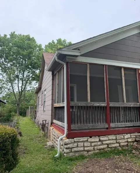2512 Everett Avenue, Kansas City, KS 66102 - #2