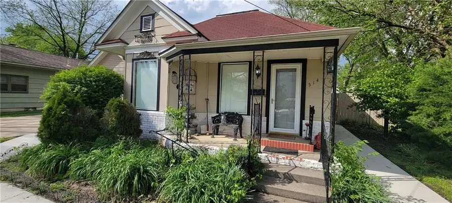514 E Neosho Street, Iola, KS 66749 - #3