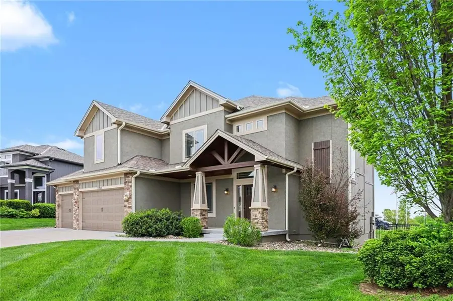 12706 S Laci Circle, Lees Summit, MO 64086 - #2