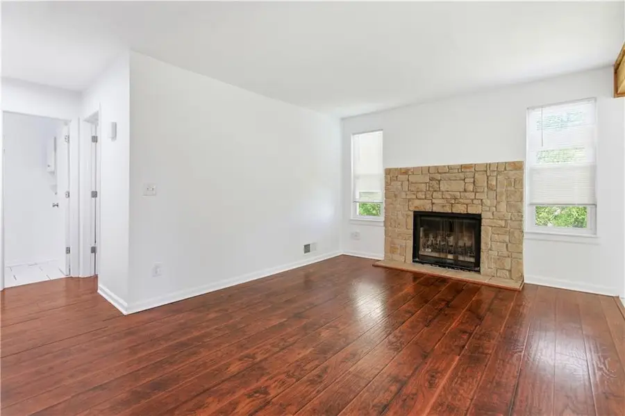 1906 Lawrence Court, Kansas City, KS 66103 - #3