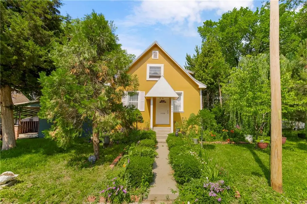 1870 N 27th Street, Kansas City, KS 66104 - #1