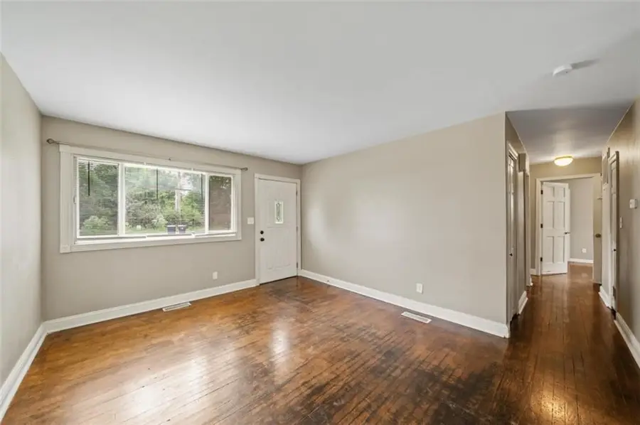 10905 E 47th Street, Kansas City, MO 64133 - #3