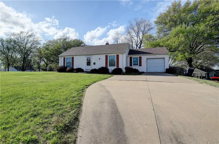 7726 Sni A Bar Road, Kansas City, MO 64129 - #3