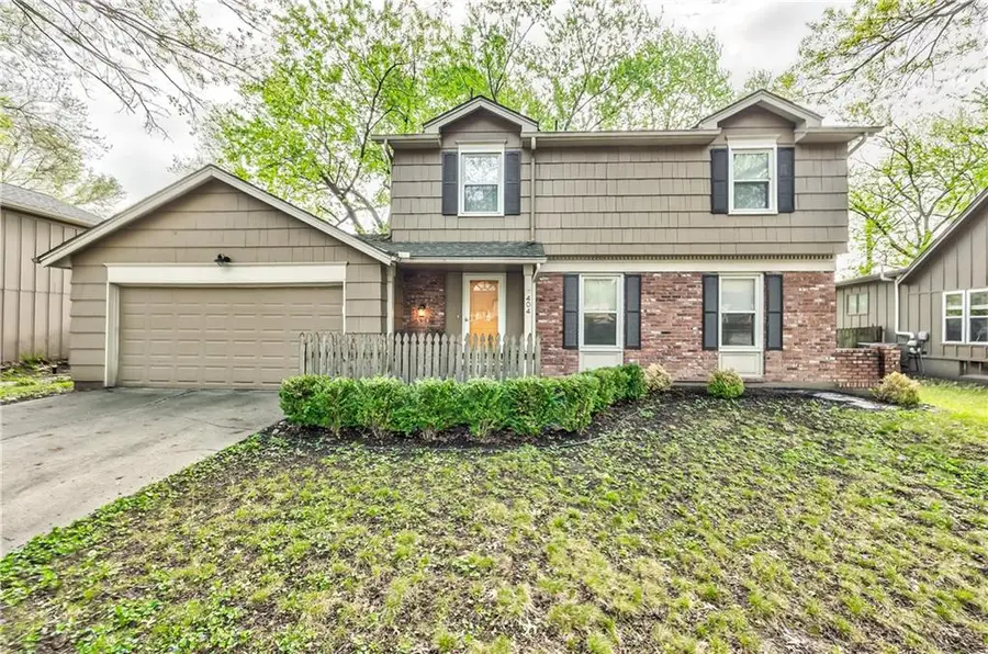 404 S Winterbrooke Drive, Olathe, KS 66062 - #2