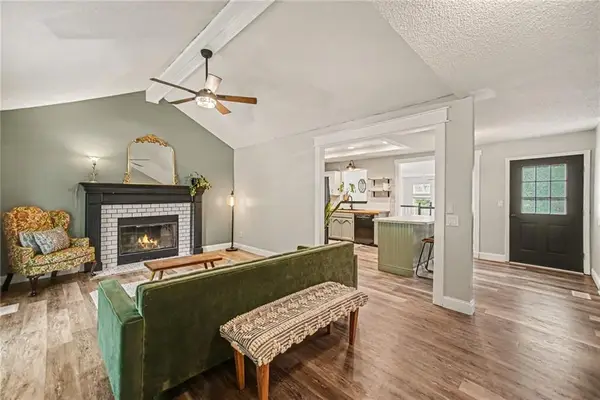 18004 E 31st Drive S, Independence, MO 64057