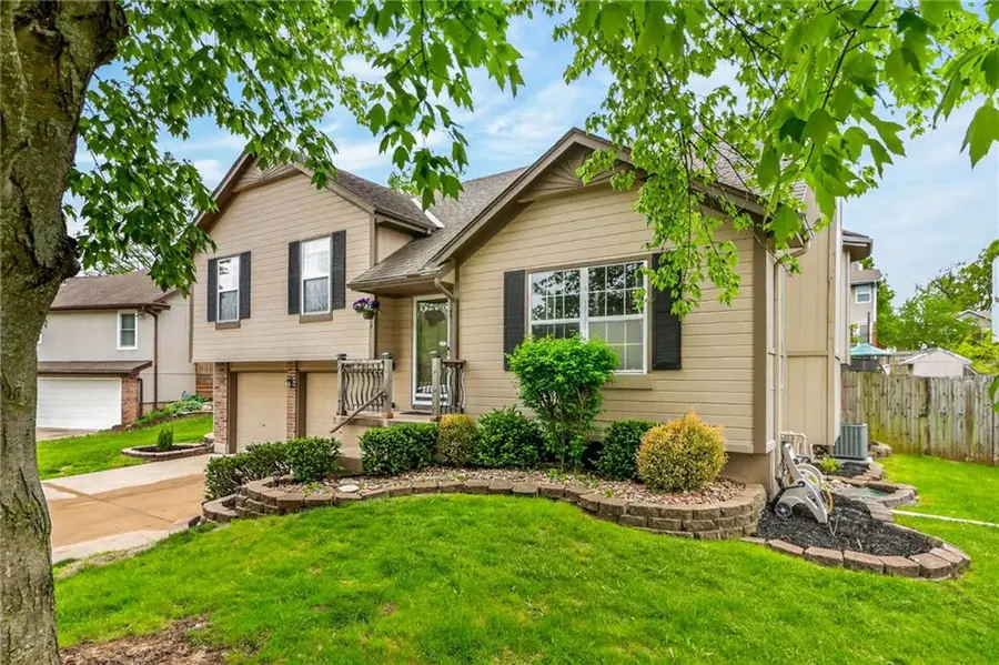 1704 NE Stonewood Drive, Lees Summit, MO 64086 - #3