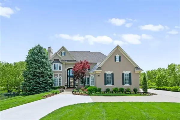 15405 Knox Street, Overland Park, KS 66221